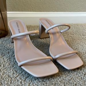 Brand new heels womens 9.5